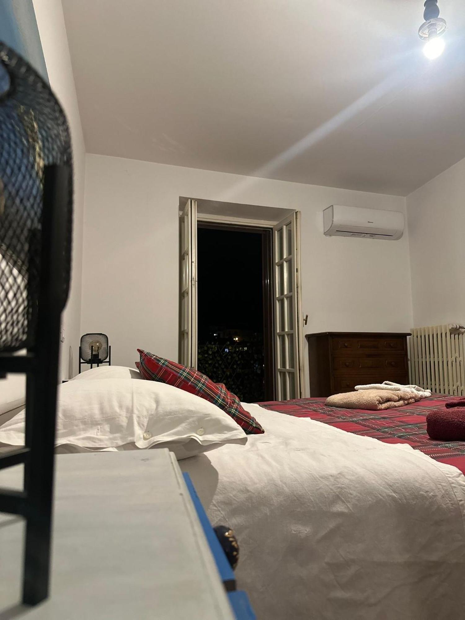 B&B Lorenzo Il Magnifico Селано Экстерьер фото